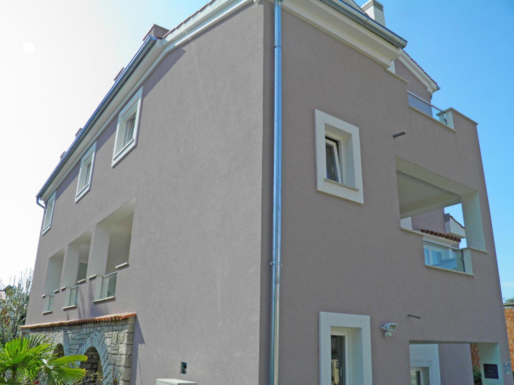 Apartments Link Ровин Екстериор снимка