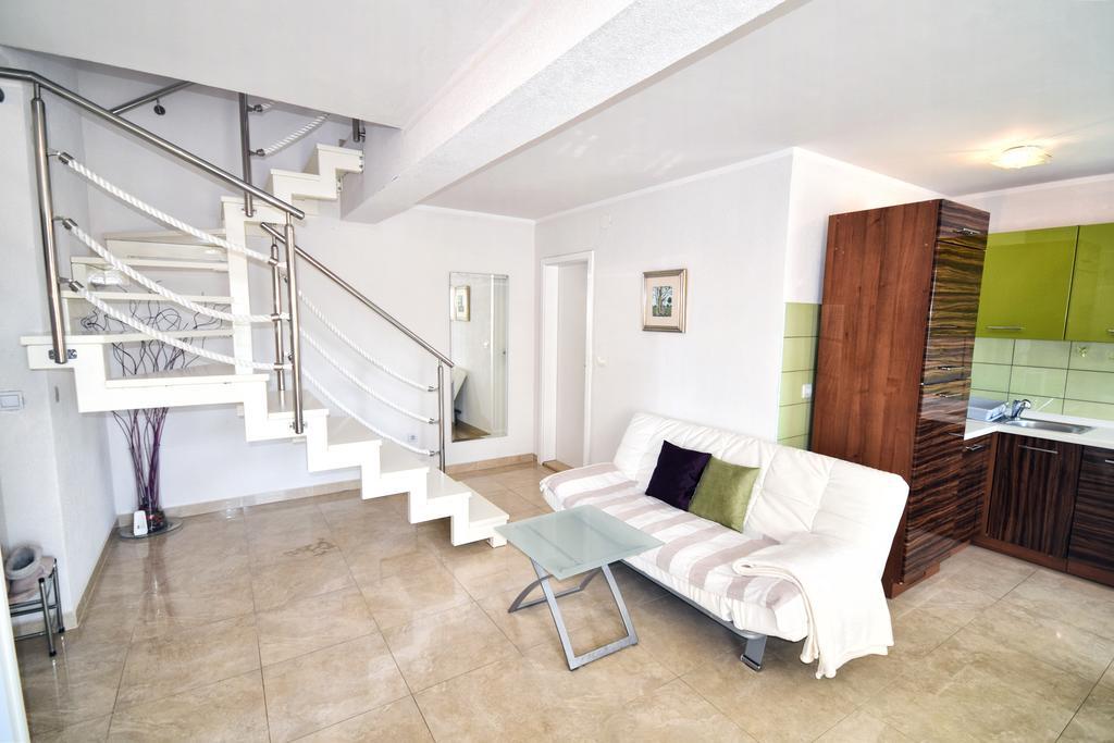 Apartments Link Ровин Стая снимка